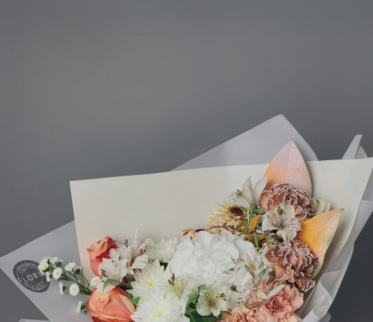 Flowers To Send Your Long-Distance Boyfriend To Keep the Eternal Love Alive Flowers