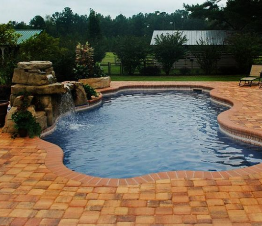 Hawaiian Fiberglass Pools: 5 Types We Bet You Don’t Know About Home Swimming pool