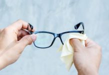 Microfiber Cloth | The Best Eyeglass Cleaning Cloth In 2022 glasses cleaning