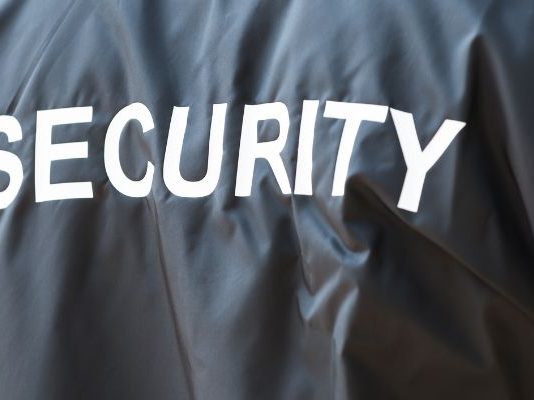 What are the rules for security guards to follow