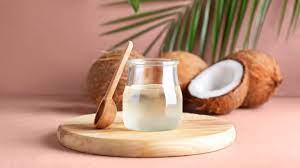 8 Amazing Ways How Virgin Coconut Oil Is Good For Your Skin