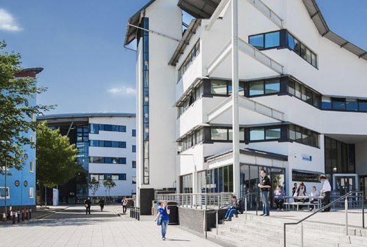 Why to Choose Executive Master’s Degree from University of East London? Why to Choose Executive Master’s Degree from University of East London?