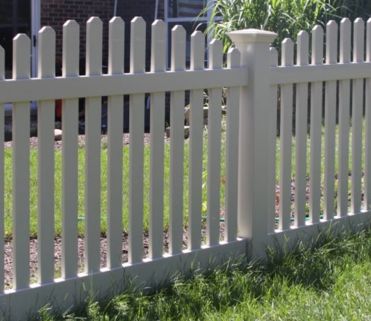 How to Get a Vinyl Fence Installed on Your Property vinyl fence concord