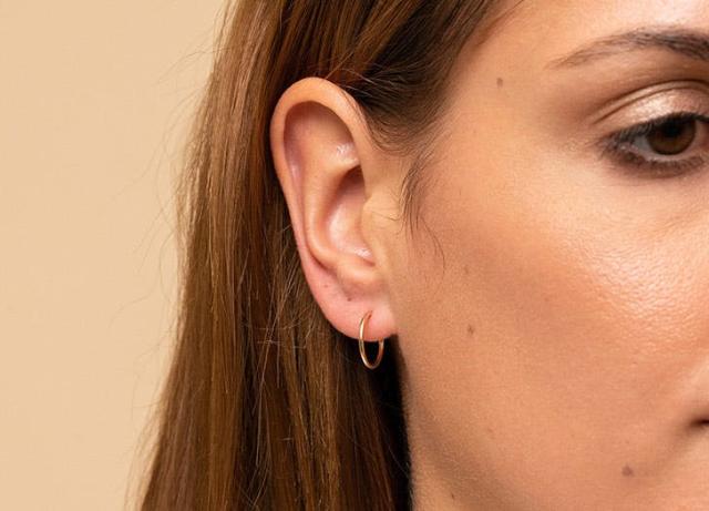 Getting earrings for sensitive ears